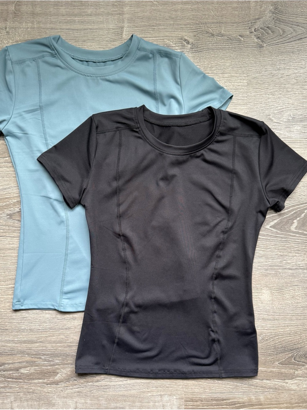 Set of 2 Amazon Women’s XS Short Sleeve Performance Casual Tops Black/Slate Blue